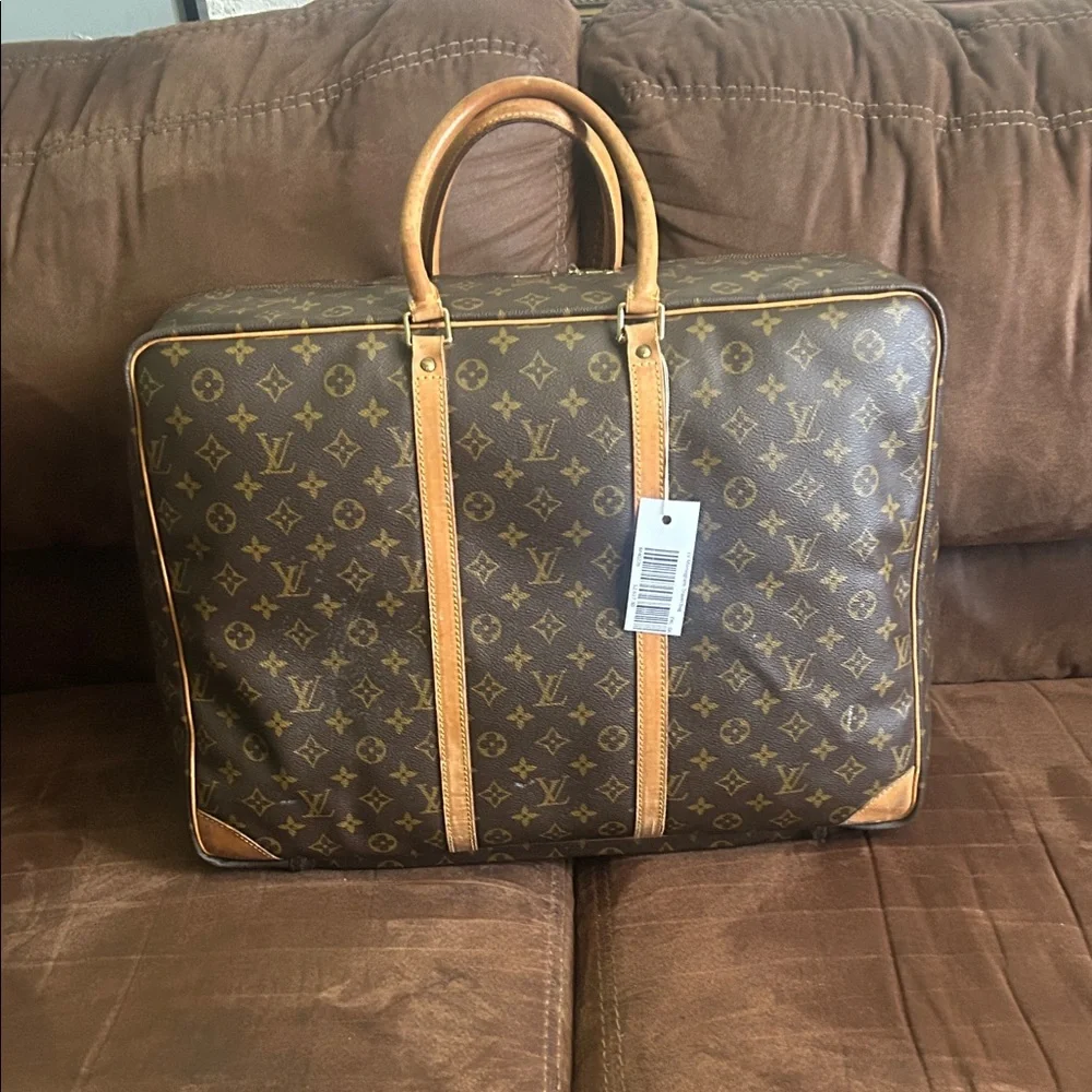 Sale!!! Louis Vuitton Brown and Tan Monogram Travel Bag